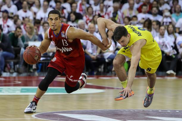 展现出令人 展现出令人