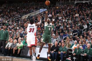 目前在德甲 目前在德甲