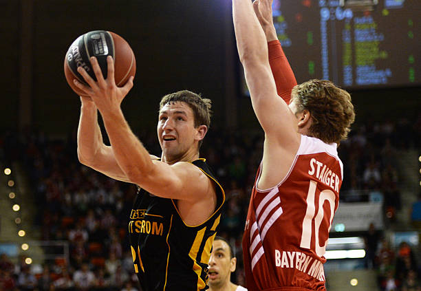 防守不仅是 防守不仅是