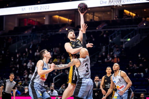 间引起了观 间引起了观